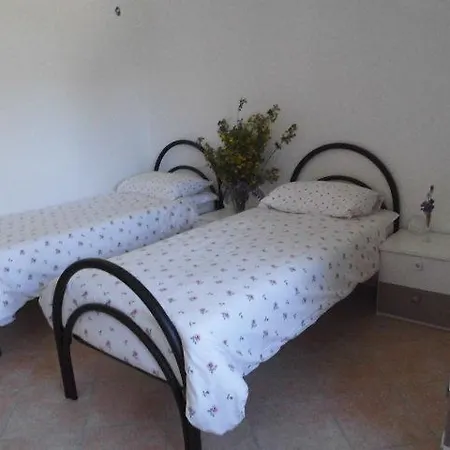 Holiday home Landgoed Pettirosso Senise